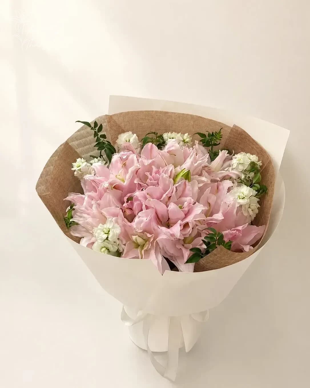 Bó hoa Soft Petals Lily - Bó Hoa Lily hồng nhạt 