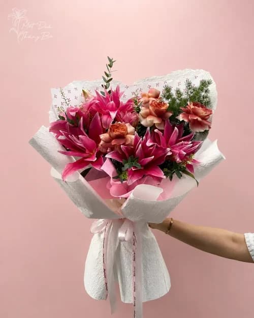 Lily Harmony - Bó Hoa Lily Hồng Phối Tone Sang Trọng